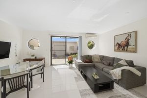 47 The Anchorage, Port Macquarie, NSW 2444 photo 2 of 18