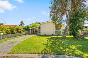 8 Taurus Court, Rockingham, WA 6168 photo 2 of 24
