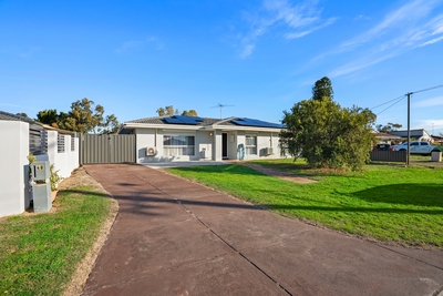 48 Ricketts Court, Rockingham, WA 6168 photo 2 of 27