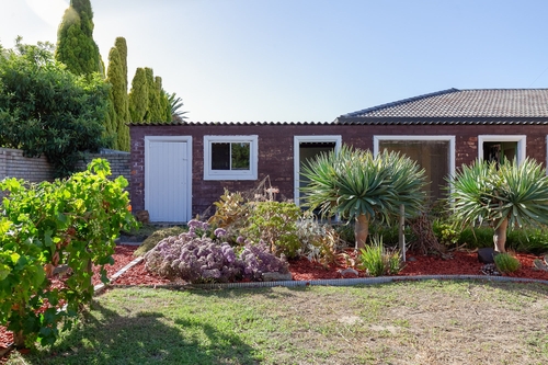8 Henry Street, Rockingham, WA 6168