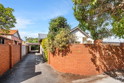 231 Railway Road, Subiaco, WA 6008 photo 2 of 17