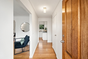 13 Deakin Street, Sunbury, VIC 3429 photo 2 of 18