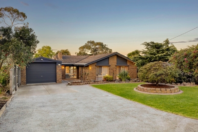 101 Harker Street, Sunbury, VIC 3429 photo 1 of 18