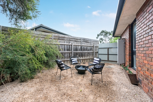 13 Deakin Street, Sunbury, VIC 3429