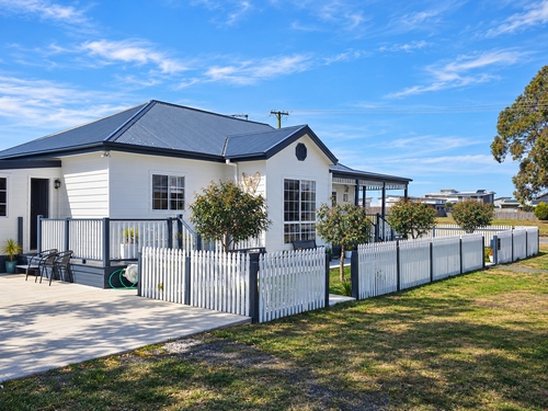 18 Francis Street, Swansea, TAS 7190