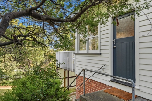 52 Channel Highway, Taroona, TAS 7053