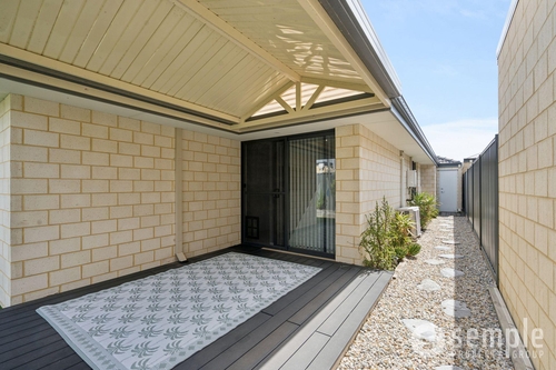 12 Garnet Road, Treeby, WA 6164