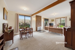 37 Leven Street, Ulverstone, TAS 7315 photo 3 of 17
