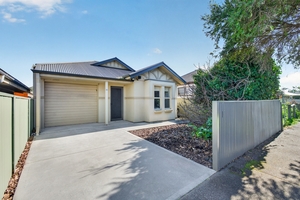 15 Acraman Street, Victor Harbor, SA 5211 photo 3 of 21