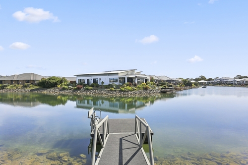 2 Strathmore Court, Victor Harbor, SA 5211