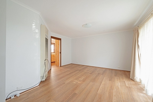 11 Bussau Close, Wanniassa, ACT 2903
