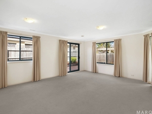 9/4 Dines Place, Bruce, ACT 2617 photo 3 of 11
