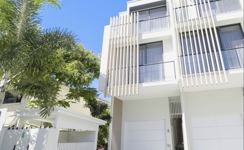 8/6-8 Ikkina Road, Burleigh Heads, QLD 4220