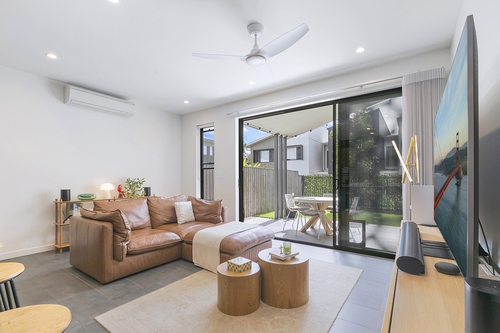 27/9 Ellen Street, Carina, QLD 4152