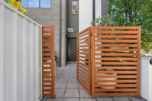 16/2 Berrigan Crescent, O'Connor, ACT 2602