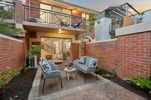 2/153 Derby Road, Shenton Park, WA 6008