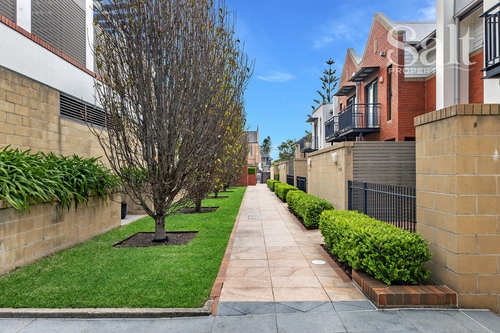 61 Perkins Street, The Hill, NSW 2300