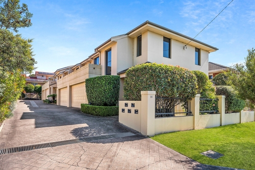 2/16 Matthews Street, Wollongong, NSW 2500
