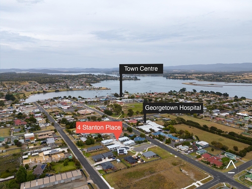 Unit 3/4 Stanton Place, George Town, TAS 7253