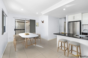 2/4 Hawkins Court, Gillen, NT 0870 photo 3 of 23