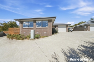 2/29 Thornbill Street, Kingston, TAS 7050 photo 2 of 23