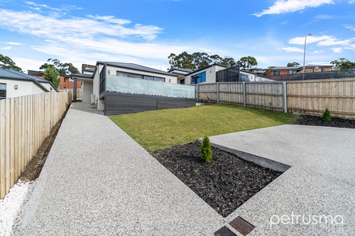 2/9 Chaucer Road, Lenah Valley, TAS 7008