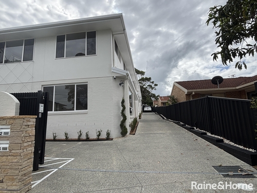2/13 Heather Street, Port Macquarie, NSW 2444