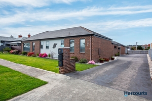 1/104 Alexandra Road, Ulverstone, TAS 7315 photo 3 of 15