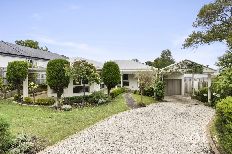 30 Wimbledon Avenue, Mount Eliza, VIC 3930 Property Details