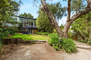 33 Augusta Street, Mount Martha Vic 3934