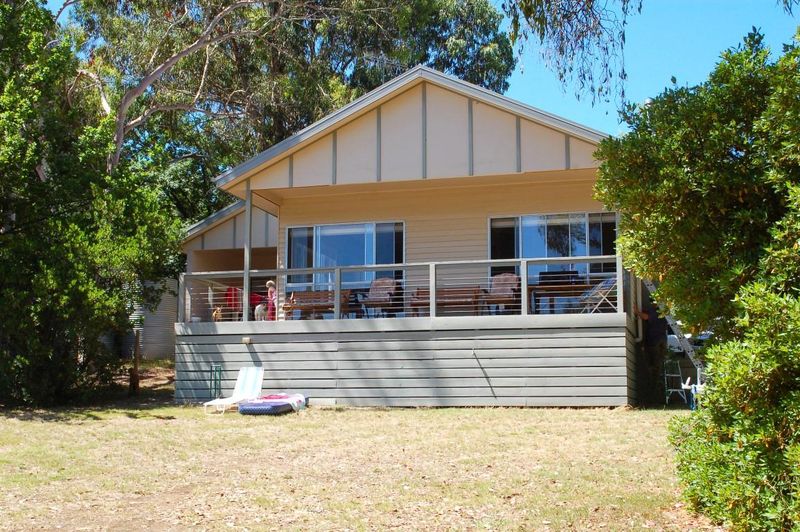 34 Road, Howqua Inlet, VIC 3723 Property Details