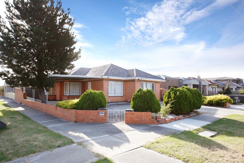 37 Herbert Street, Avondale Heights, VIC 3034 Property Details view