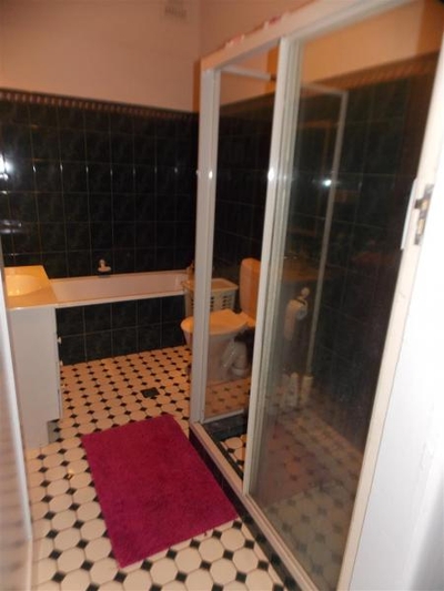 381 Clarinda Street, Parkes, NSW 2870 photo 3 of 13