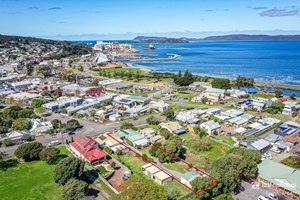 17 Parade Street, Albany, WA 6330 photo 3 of 25