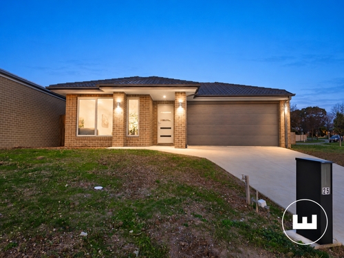 25 Claremont Glen, Berwick, VIC 3806