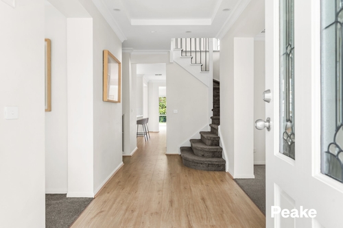 2 Lords Rise, Berwick, VIC 3806