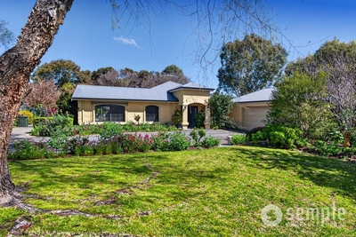 3 Ashmore Avenue, Canning Vale, WA 6155 photo 2 of 35