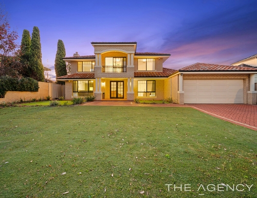 12 Baychester Circle, Canning Vale, WA 6155