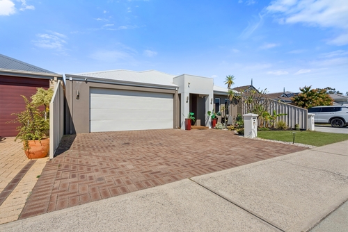 8 Daffodil Road, Canning Vale, WA 6155