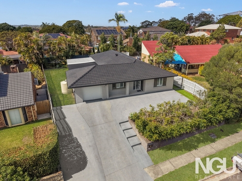 64 Donnington Street, Carindale, QLD 4152