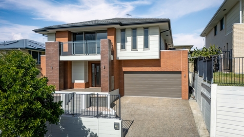 19 De Luchi Street, Carseldine, QLD 4034