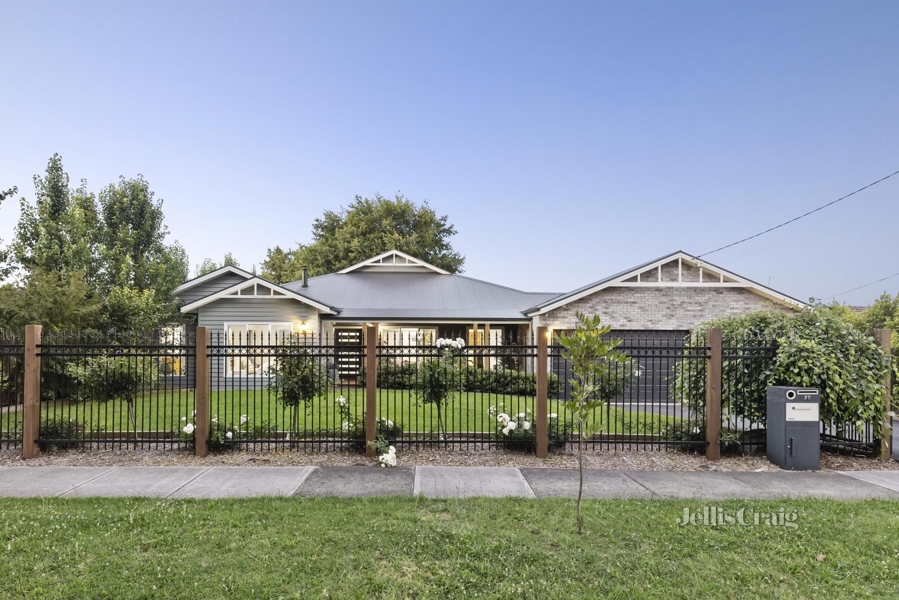 20 Allambi Road, Chirnside Park, VIC 3116 for Sale