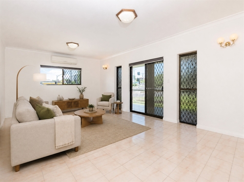 184 Old Cleveland Road, Coorparoo, QLD 4151