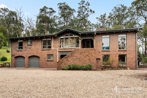10 Shurdington Road, Crafers, SA 5152