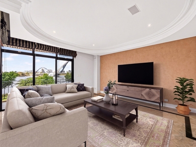 10 Vanguard Terrace, East Perth, WA 6004 photo 2 of 26