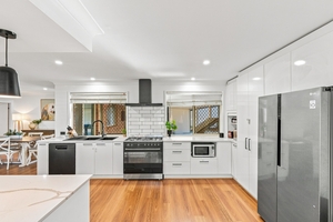 5 Springfield Place, Forest Lake, QLD 4078 photo 2 of 15