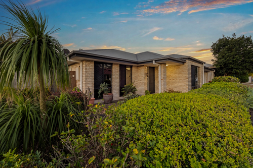 2 Savannah Place, Forest Lake, QLD 4078
