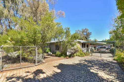 2 Boucaut Street, Gillen, NT 0870