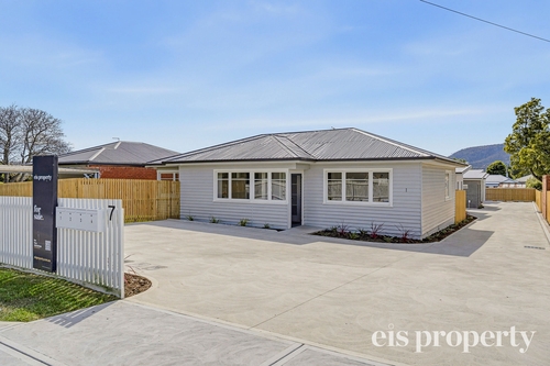 1/7 Young Street, Glenorchy, TAS 7010
