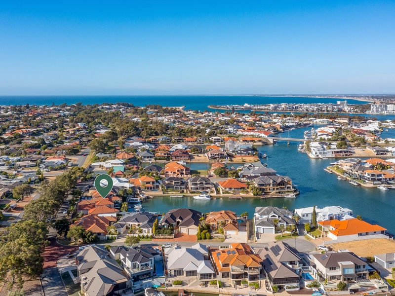 24 Santavea Mews, Halls Head, WA 6210 for Sale